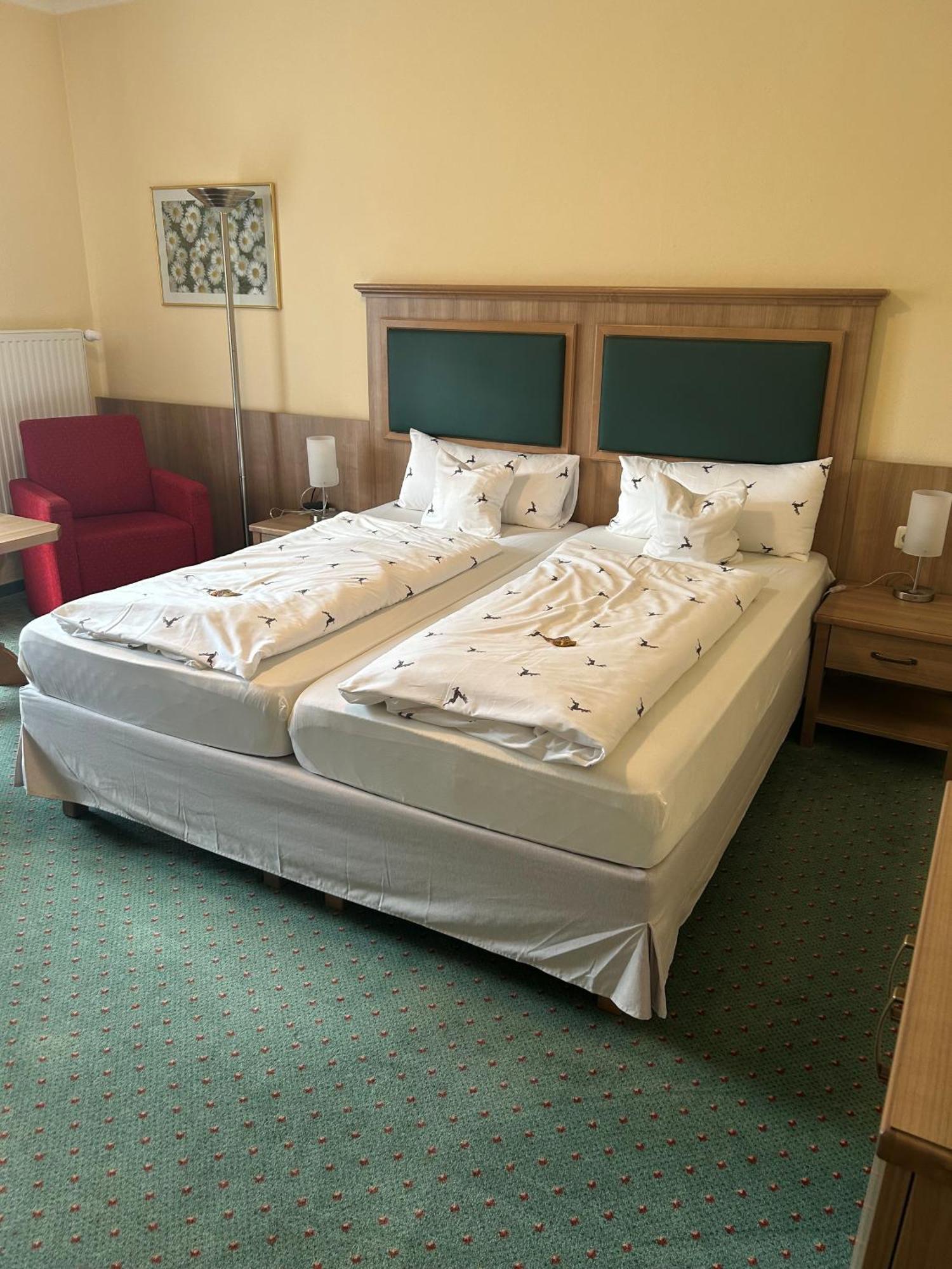 Hotel Garni Hubertushof Bad Fussing Bagian luar foto