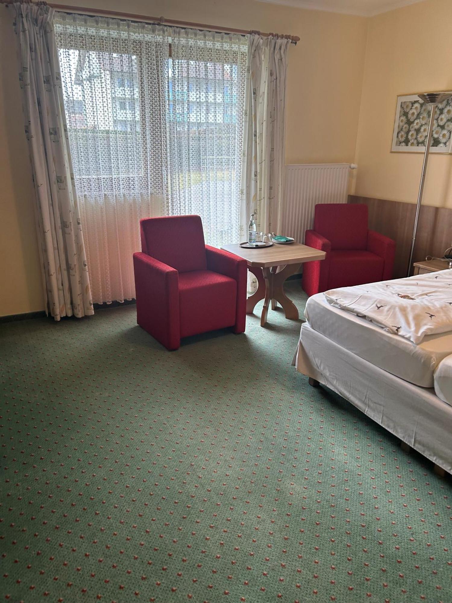 Hotel Garni Hubertushof Bad Fussing Bagian luar foto